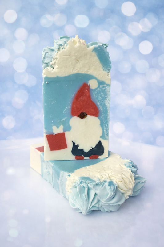 🧼 Savage Bubbles – Frosted Gnome Holiday Bar ❄️🎁